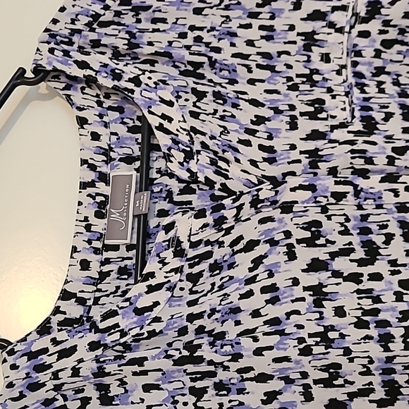 Top - Picture 2 of 2